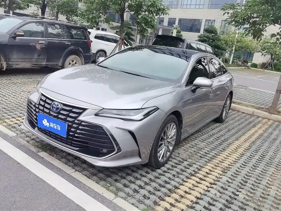 Toyota Avalon 2022