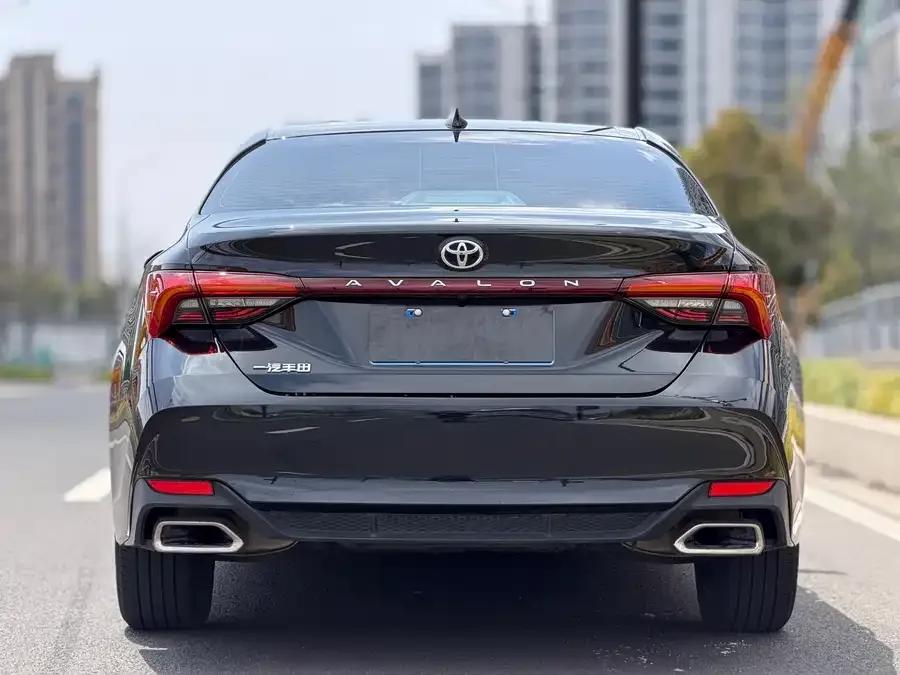 Toyota Avalon Asia Dragon 2022 2.0L Deluxe Edition 2023 — миниатюра 3