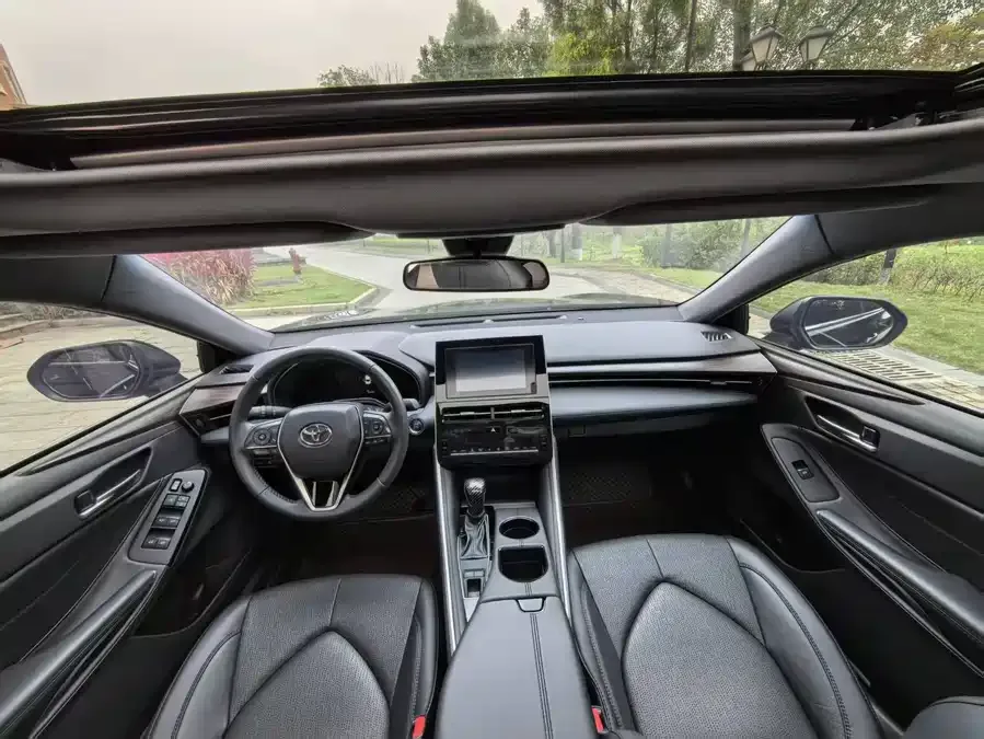 Toyota Avalon Asia Dragon 2022 2.0L Deluxe Edition 2024 — миниатюра 5
