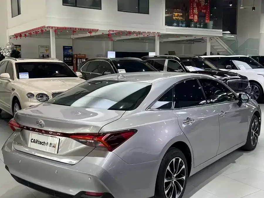 Toyota Avalon Asia Dragon 2022 2.0L Deluxe Edition 2023 — миниатюра 5