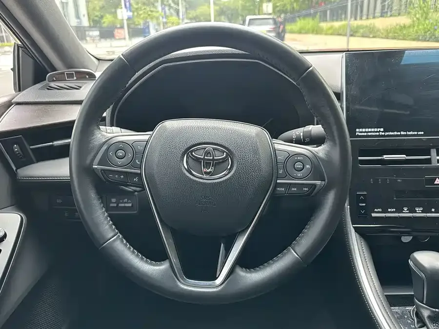 Toyota Avalon Avalon 2023 2.5L Luxury Edition 2023 — миниатюра 4