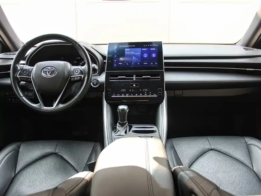Toyota Avalon Asia Dragon 2019 2.0L Deluxe Edition National VI 2023 — миниатюра 3