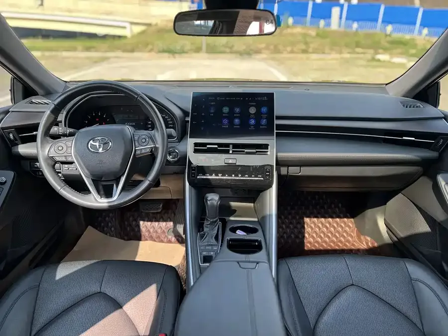 Toyota Avalon Avalon 2023 2.5L Luxury Edition 2024 — миниатюра 3