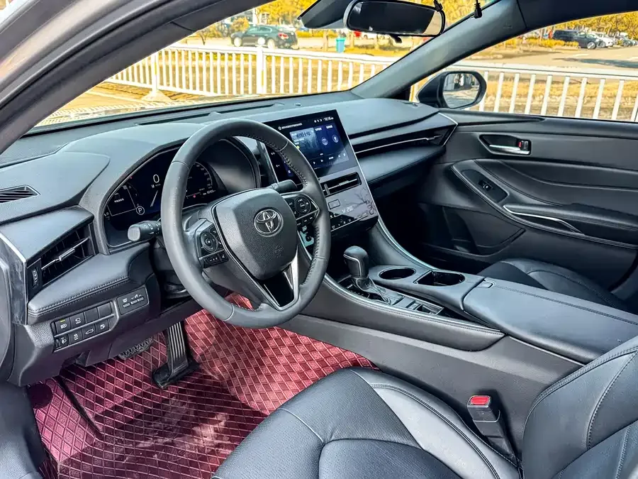 Toyota Avalon 2022 Avalon 2.0L XLE Premium Edition 2022 — миниатюра 3