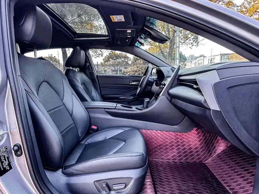 Toyota Avalon 2022 Avalon 2.0L XLE Premium Edition 2022 — миниатюра 5