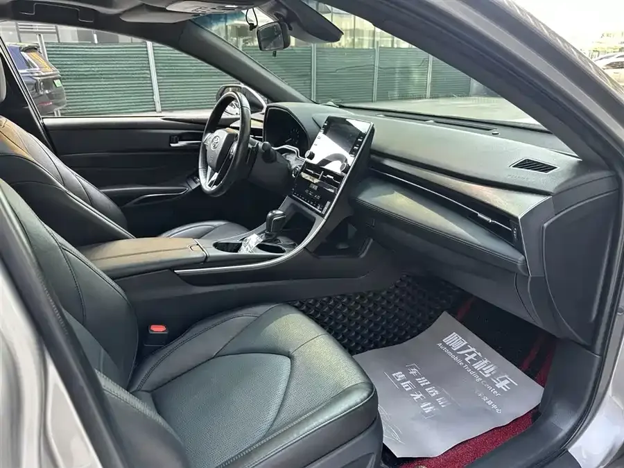 Toyota Avalon Asia Dragon 2021 2.5L Deluxe Edition 2022 — миниатюра 4