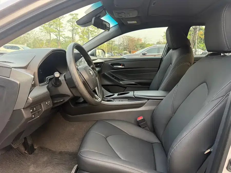 Toyota Avalon Asia Dragon 2022 2.0L Enterprising Edition 2022 — миниатюра 2