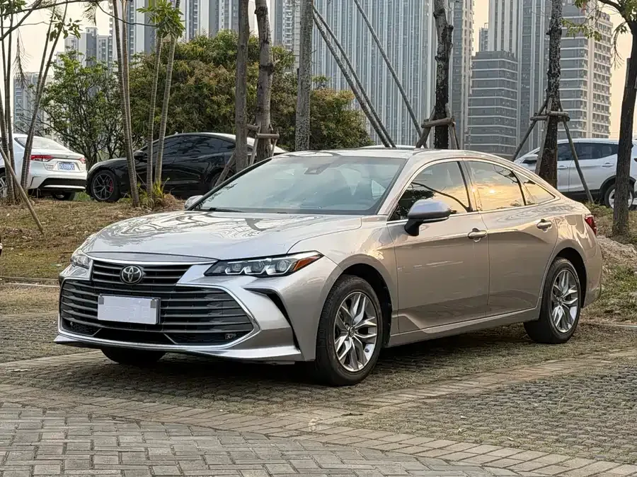 Toyota Avalon Asia Dragon 2022 2.0L Enterprising Edition 2022 — фото 1, купить с доставкой в Москву