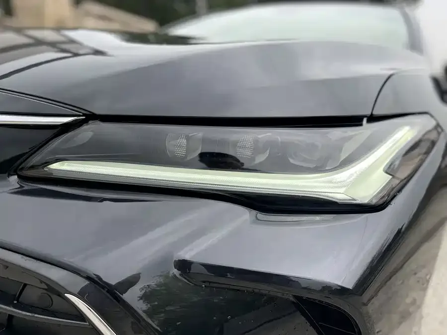 Toyota Avalon Asia Dragon 2022 2.0L Deluxe Edition 2022 — миниатюра 5