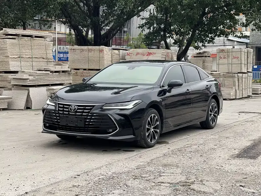 Toyota Avalon Asia Dragon 2022 2.0L Deluxe Edition 2022 — фото 1, купить с доставкой в Москву
