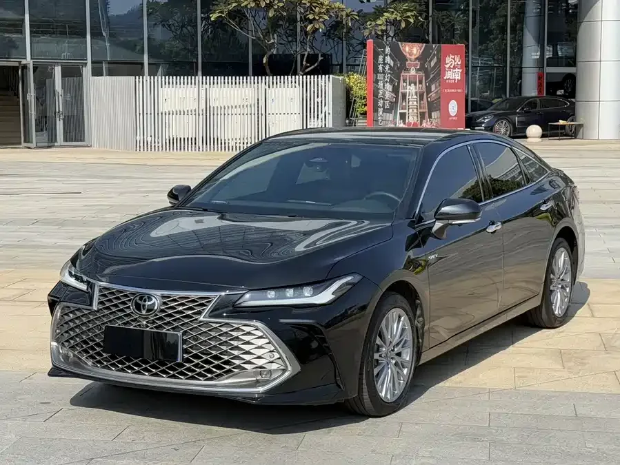 Toyota Avalon 2025
