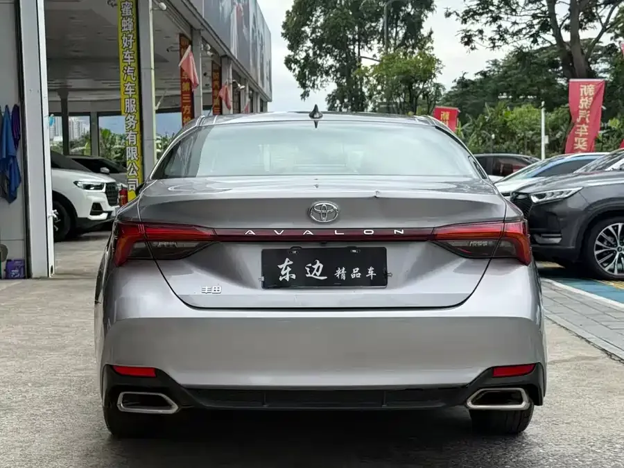 Toyota Avalon Avalon 2023 2.0L Luxury Edition 2023 — миниатюра 2