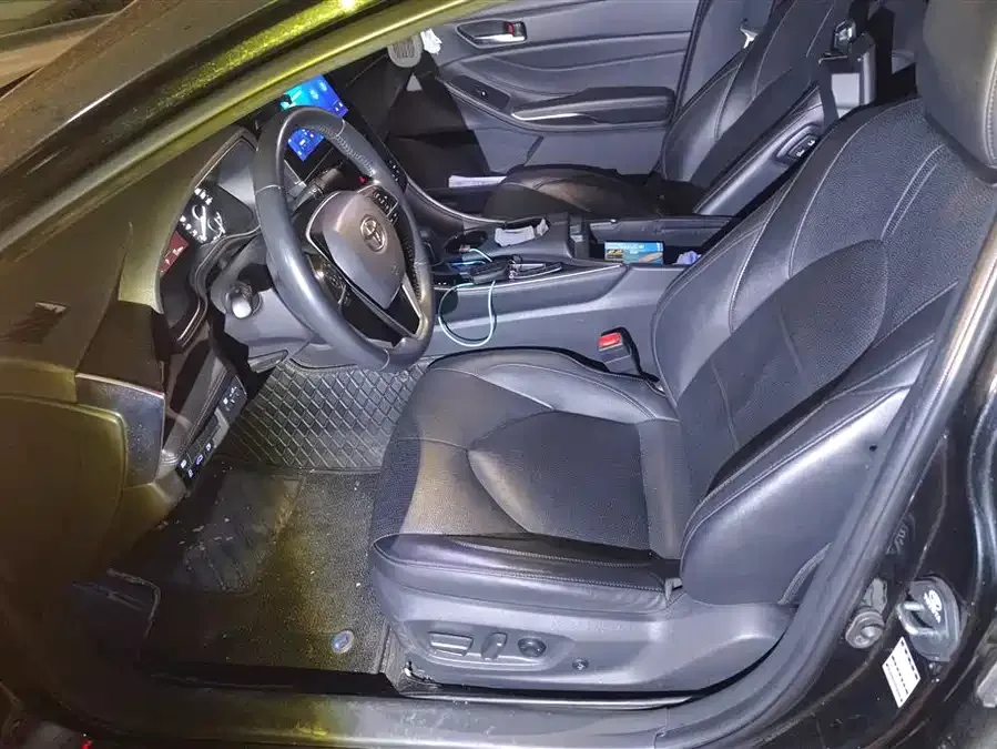 Toyota Avalon Asia Dragon 2022 2.0L Deluxe Edition 2022 — миниатюра 3