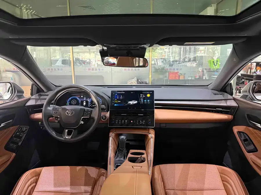 Toyota Avalon 2024 Avalon Hybrid 2.0L Luxury Edition 2025 — миниатюра 4