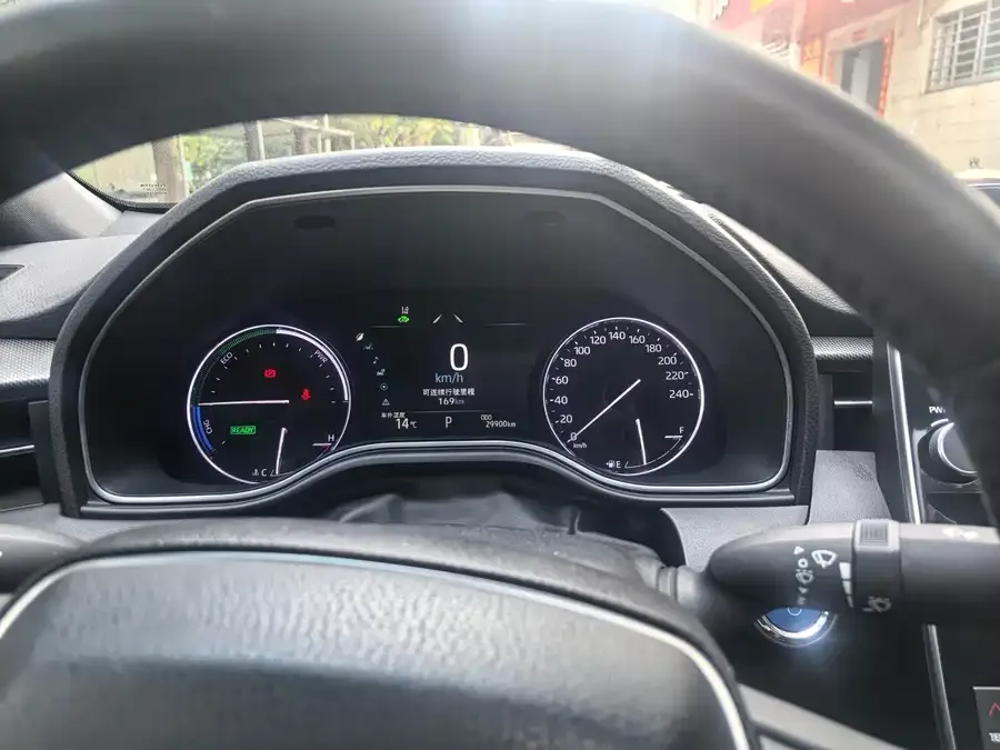 Toyota Avalon 2019 Avalon Hybrid 2.5L Luxury Edition National V 2023 — миниатюра 5