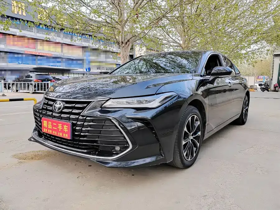 Toyota Avalon Avalon 2023 2.0L Luxury Edition 2023 — фото 1, купить с доставкой в Москву