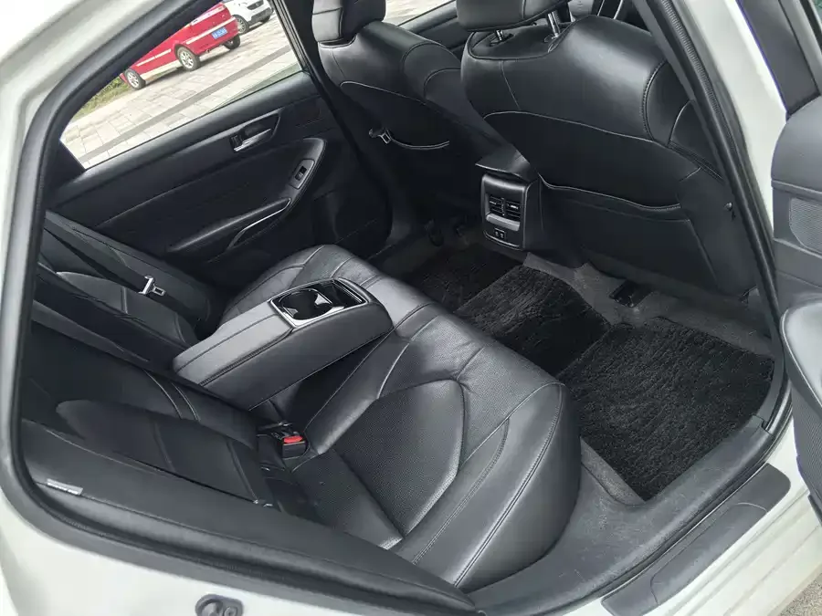 Toyota Avalon Asia Dragon 2019 2.0L Deluxe Edition National VI 2022 — миниатюра 4
