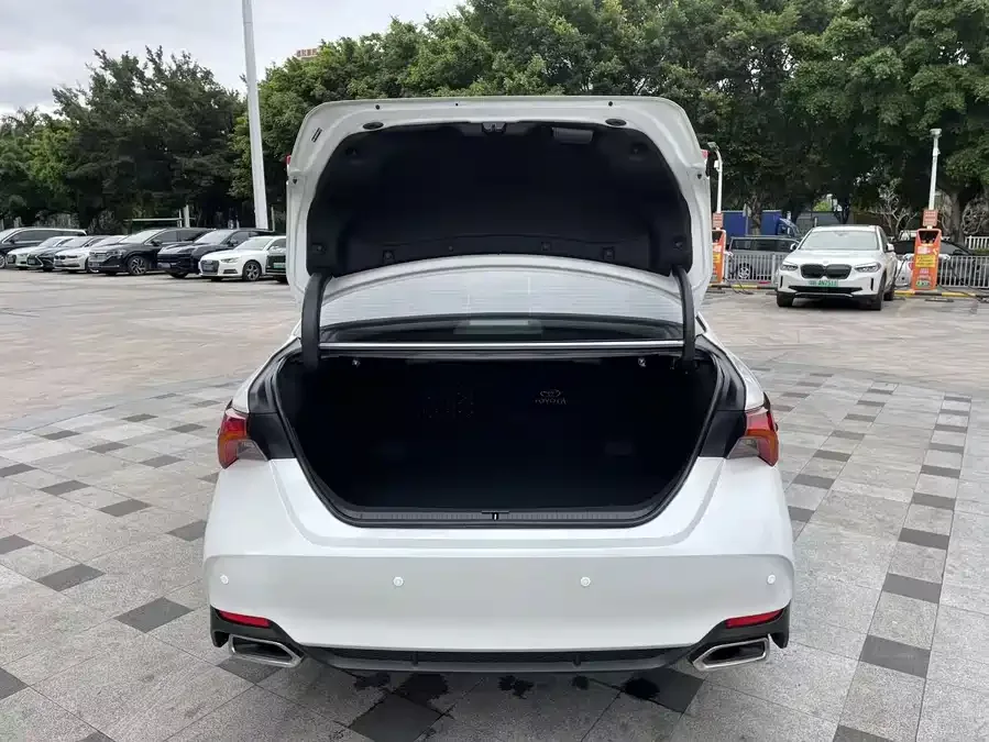 Toyota Avalon Avalon 2023 2.0L Premium Edition 2024 — миниатюра 3