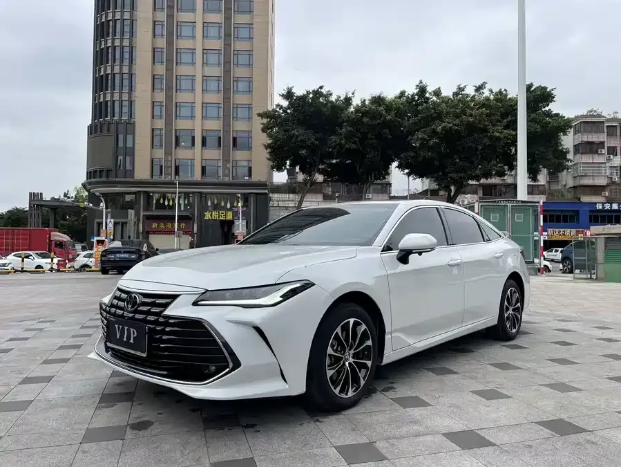 Toyota Avalon Avalon 2023 2.0L Premium Edition 2024 — фото 1, купить с доставкой в Москву