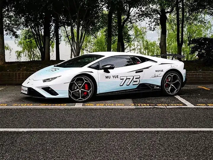 Lamborghini Huracn 2022