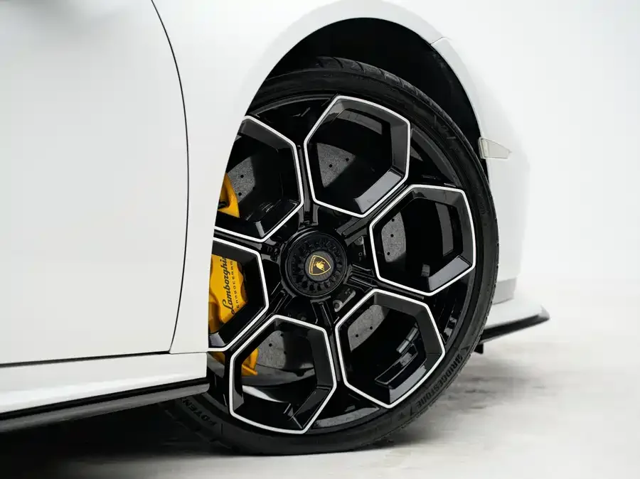 Lamborghini Huracn Huracn 2023 Huracn Tecnica 2024 — миниатюра 4