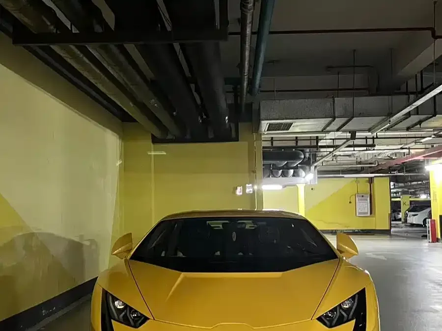 Lamborghini Huracn 2024