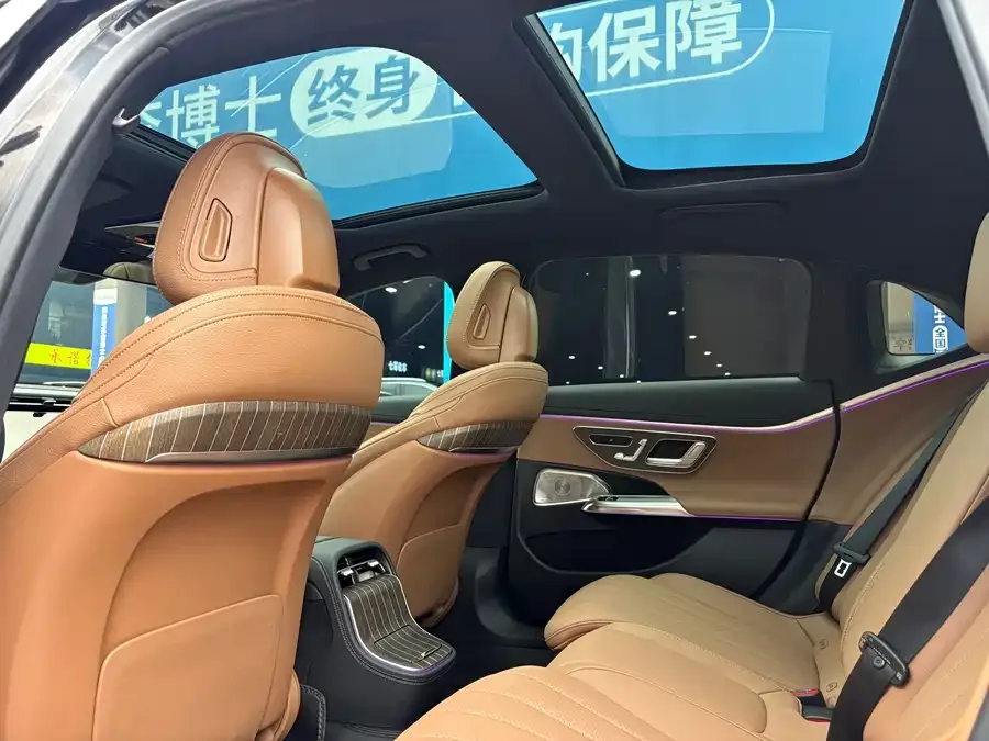 Mercedes-Benz E-Class Mercedes-Benz E-Class 2024 facelift E 300 L Luxury Edition 2024 — миниатюра 4