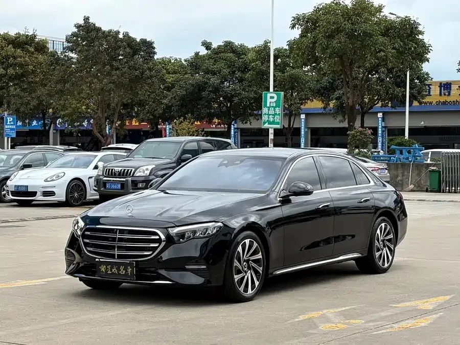 Mercedes-Benz E-Class 2024