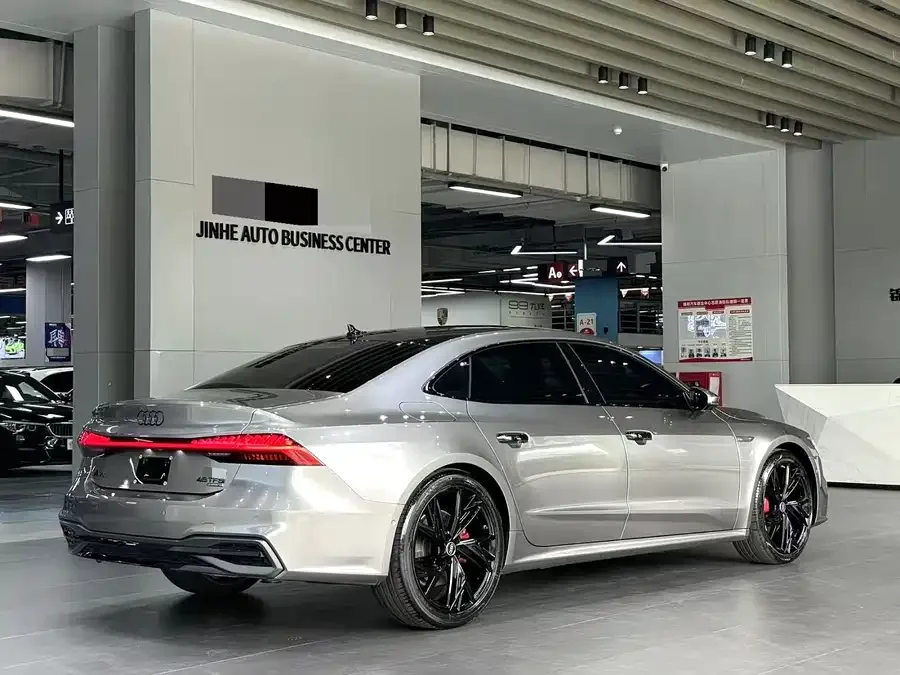Audi A7L 2024 45 TFSI quattro S-line Black Warrior Edition 2024 — миниатюра 5