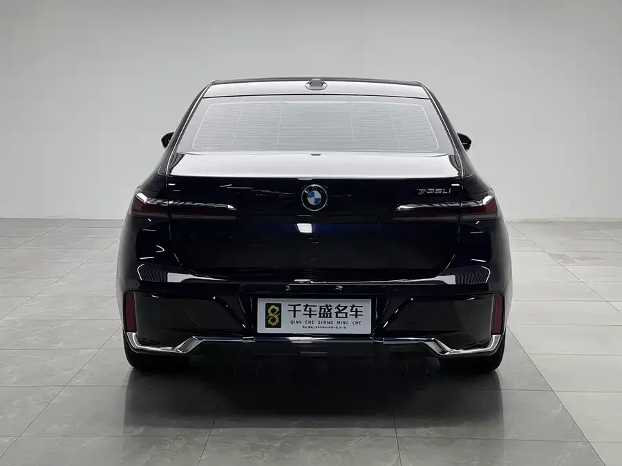 BMW 7 Series BMW 7 Series 2023 735Li M Sport Package 2024 — миниатюра 2