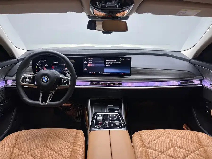BMW 7 Series BMW 7 Series 2023 735Li M Sport Package 2024 — миниатюра 4