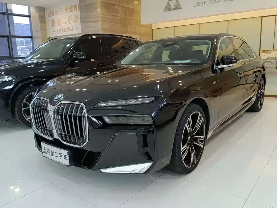 BMW 7 Series 2024