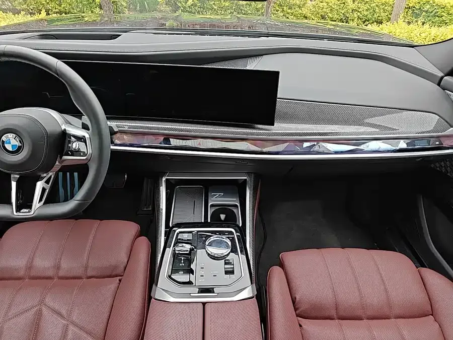 BMW 7 Series BMW 7 Series 2023 740Li Exclusive M Sport Package 2025 — миниатюра 2