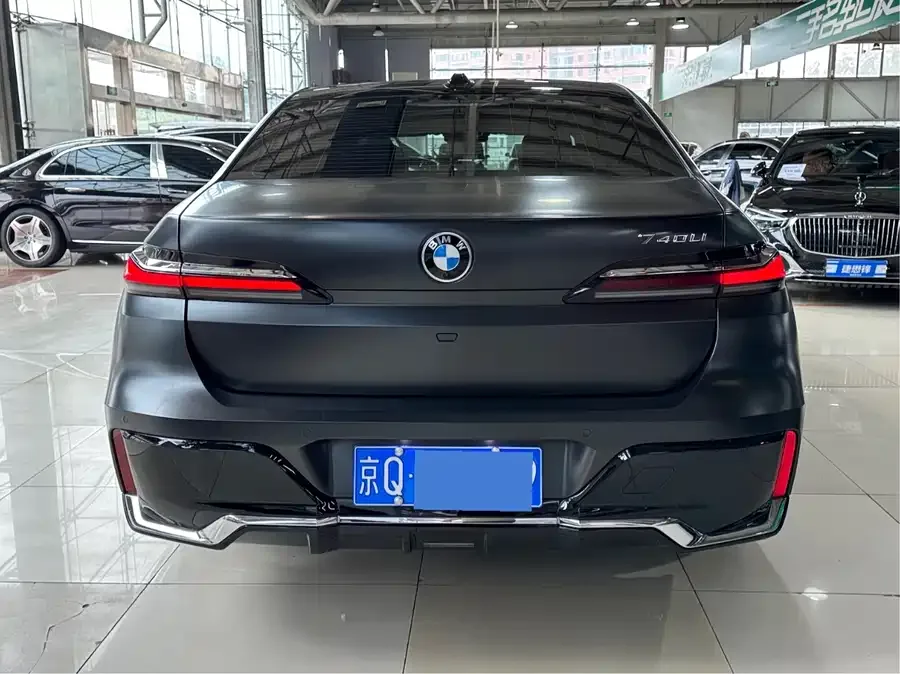 BMW 7 Series BMW 7 Series 2023 facelift 740Li exclusive M sports package 2023 — миниатюра 2