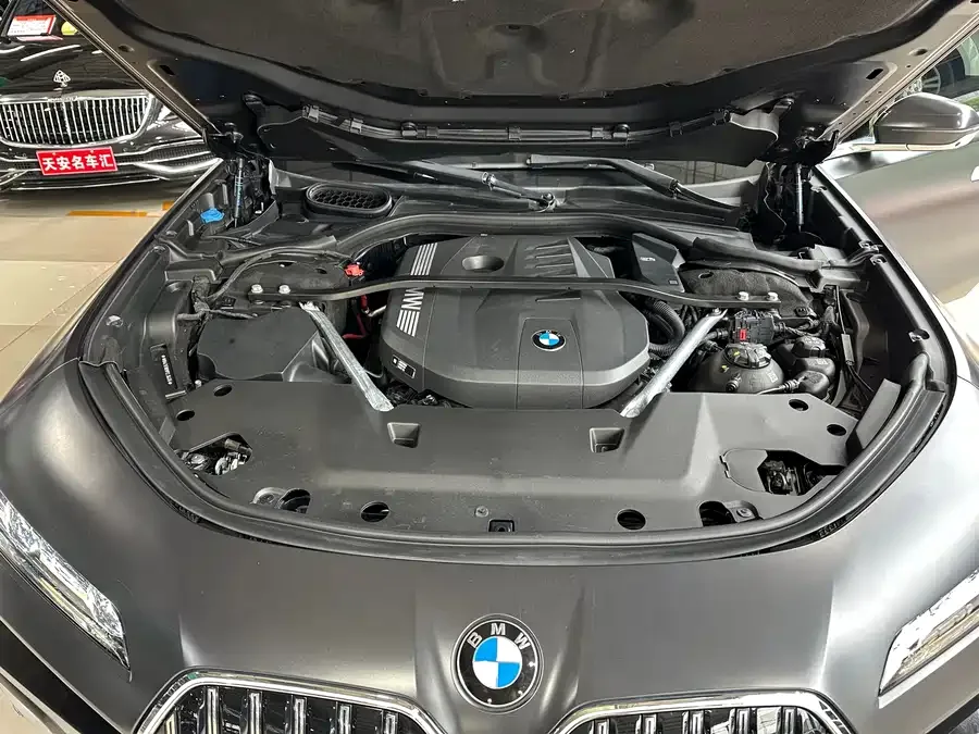 BMW 7 Series BMW 7 Series 2023 facelift 740Li exclusive M sports package 2023 — миниатюра 5