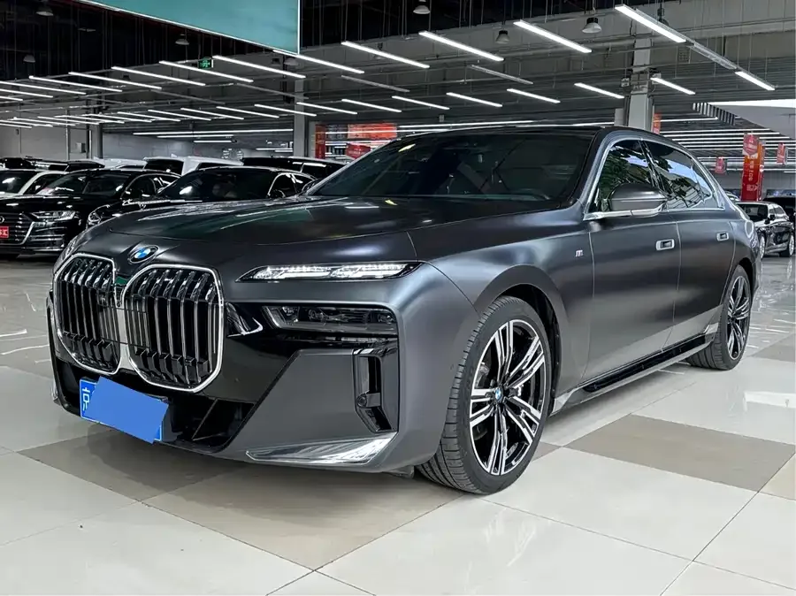 BMW 7 Series 2023