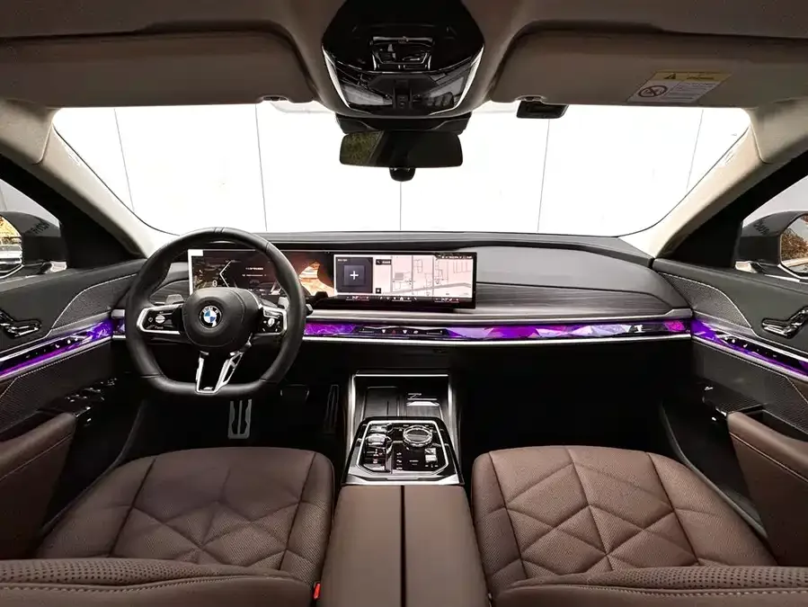 BMW 7 Series BMW 7 Series 2023 735Li M Sport Package 2024 — миниатюра 5