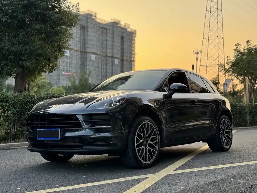 Porsche Macan Macan 2021 Macan 2.0T 2022 — фото 1, купить с доставкой в Москву