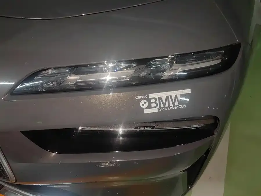 BMW 7 Series BMW 7 Series 2023 735Li Luxury Package 2025 — миниатюра 2