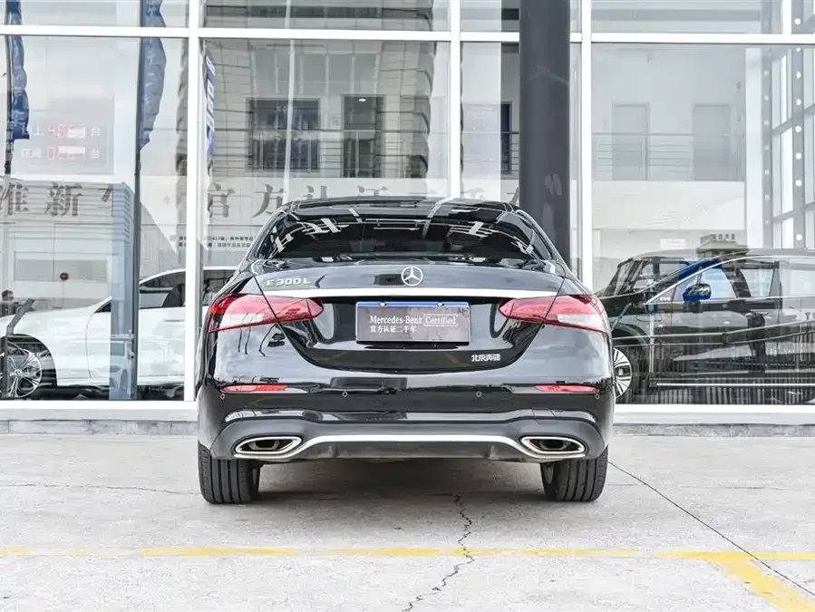 Mercedes-Benz E-Class Mercedes-Benz E-Class 2022 E 300 L Sports Fashion Edition 2022 — миниатюра 2