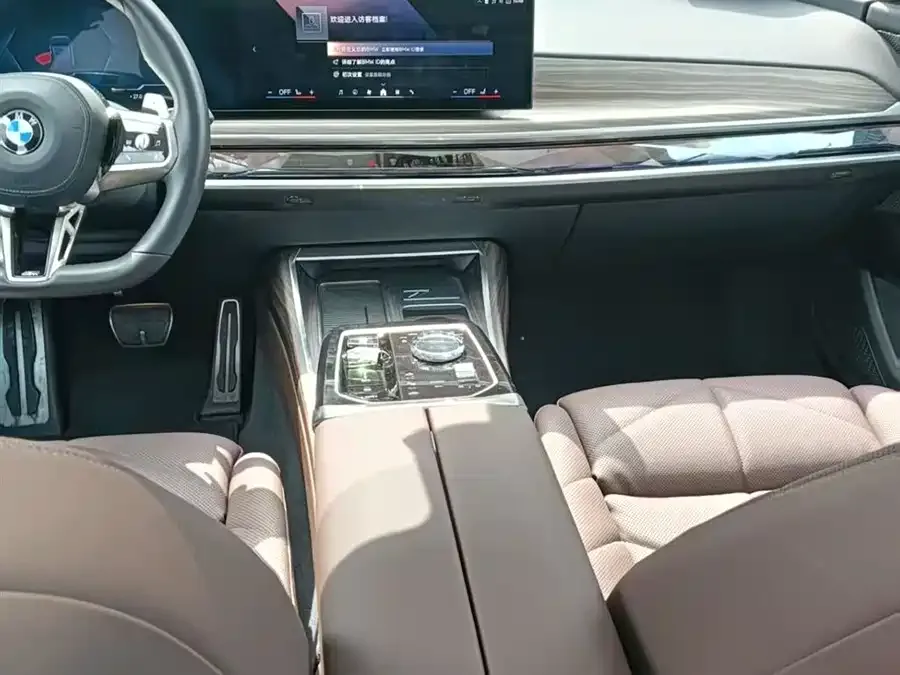 BMW 7 Series BMW 7 Series 2023 740Li Leading M Sport Package 2025 — миниатюра 2