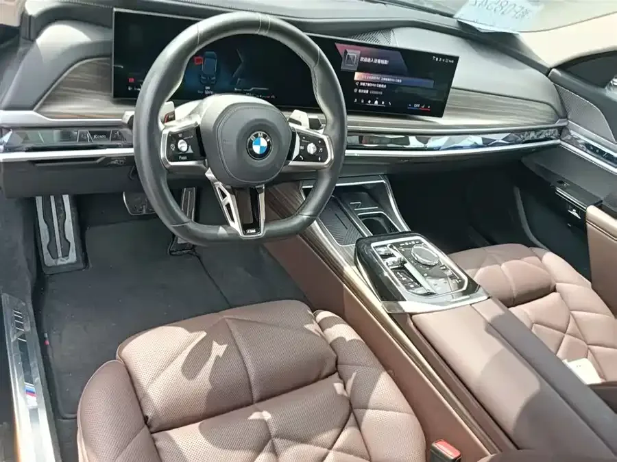 BMW 7 Series BMW 7 Series 2023 740Li Leading M Sport Package 2025 — миниатюра 4