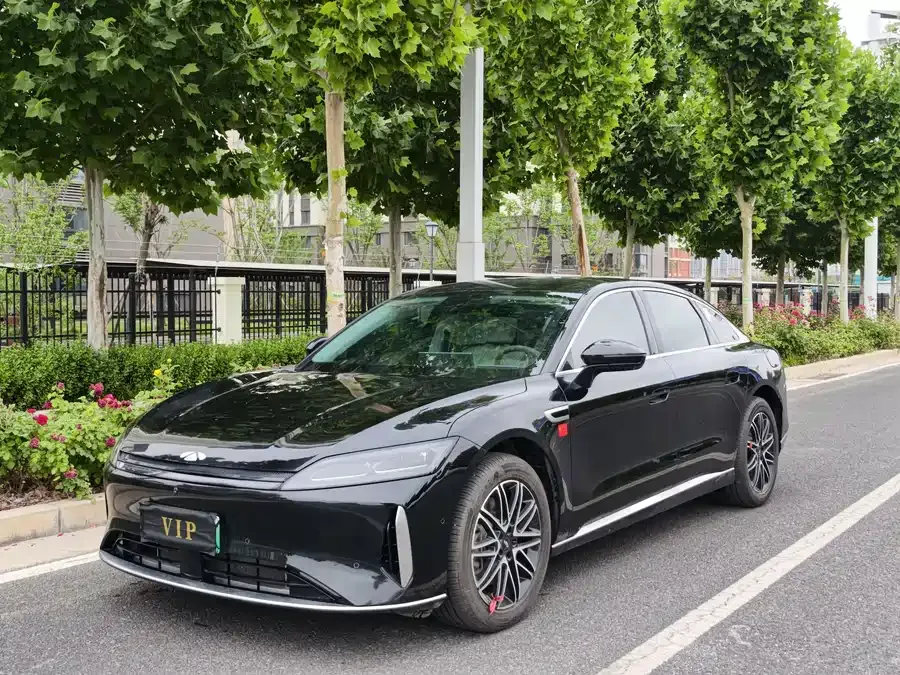 Chery Fengyun Fengyun A9L Fengyun A9L 2025 260 Super Long Range Premium Edition 2025 — фото 1, купить с доставкой в Москву