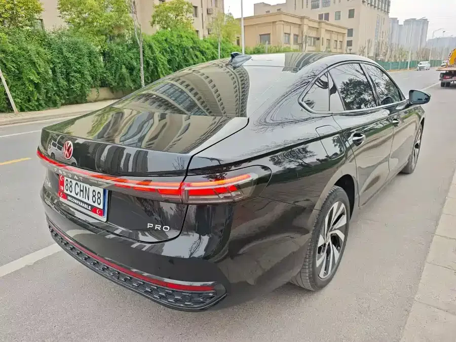 Volkswagen Passat Passat 2025 PRO 380TSI Dragon Edition 2025 — миниатюра 3