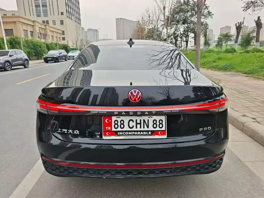 Volkswagen Passat Passat 2025 PRO 380TSI Dragon Edition 2025 — миниатюра 5