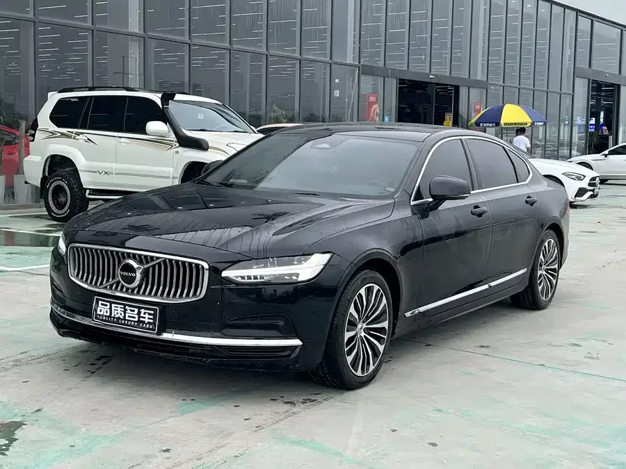 Volvo S90 2023