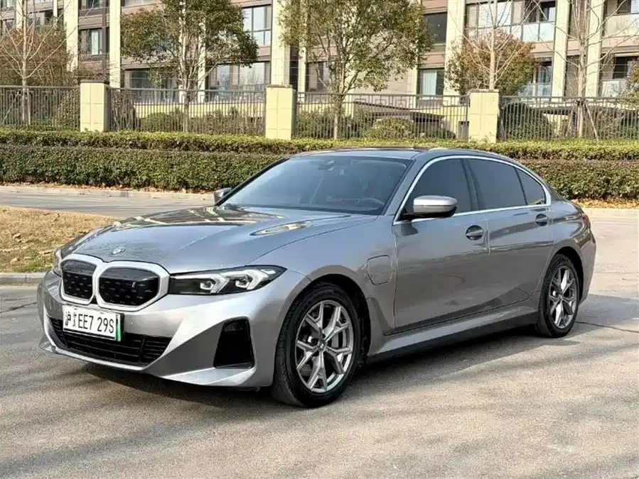 BMW i3 2023