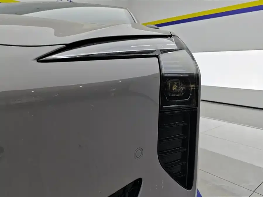 Hongqi EH7 Hongqi EH7 2025 640 4WD Smart Edition 2025 — миниатюра 2