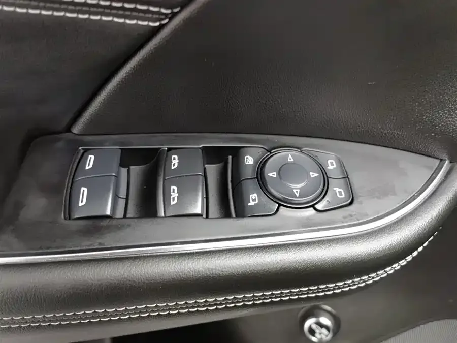 Buick Envision Plus Envision Plus 2023 Envision Plus 652T Five-seat Four-wheel Drive Luxury Model 2023 — миниатюра 3