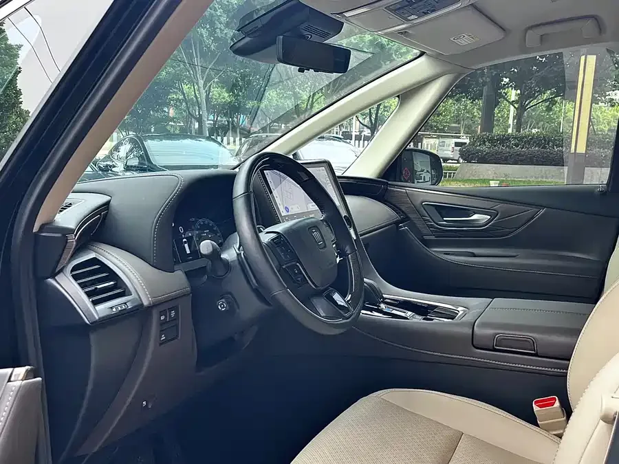 Toyota Crown Vellfire Vellfire 2024 Crown Hybrid 2.5L Supreme Executive Edition 2024 — миниатюра 4